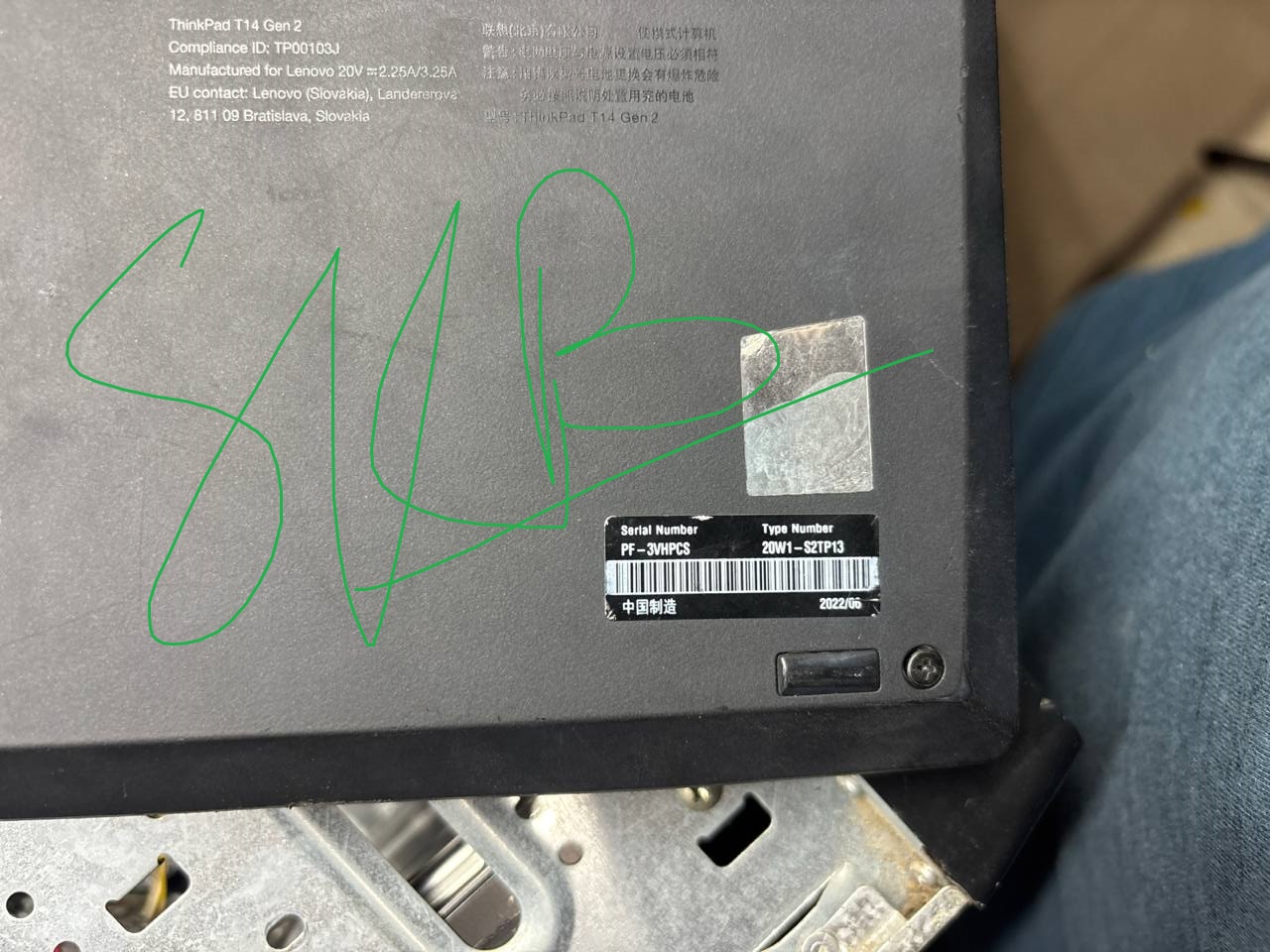 Lenovo ThinkPad T14 Gen 2  Type 20W1.jpg